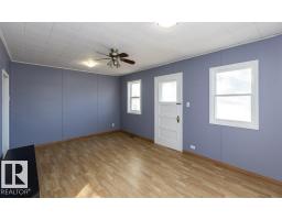 9836 100 St, Westlock, AB T7P2R2 Photo 7