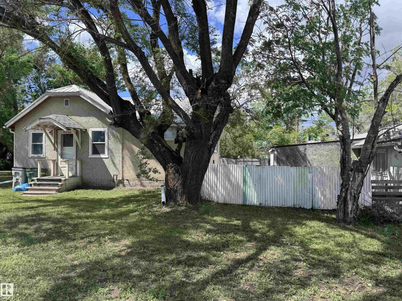 9836 100 ST - photo 2