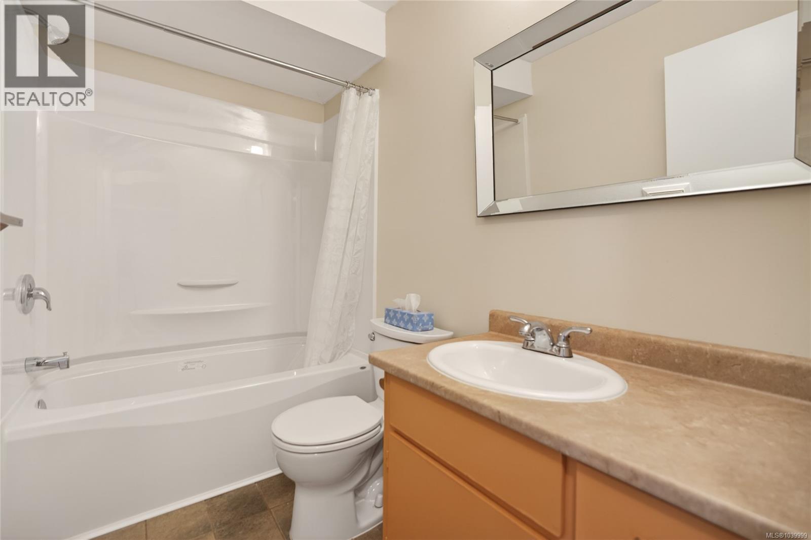 #207 1130 Willemar Ave - 13