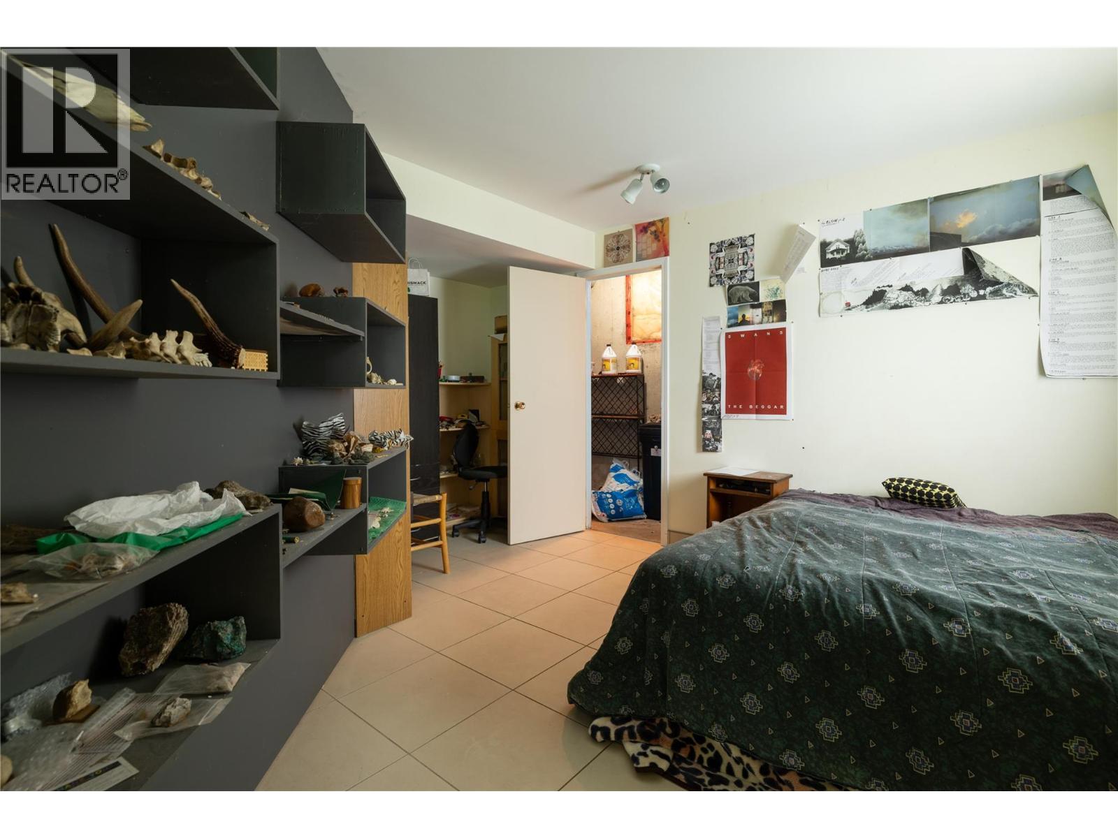65 Grove Road - 36
