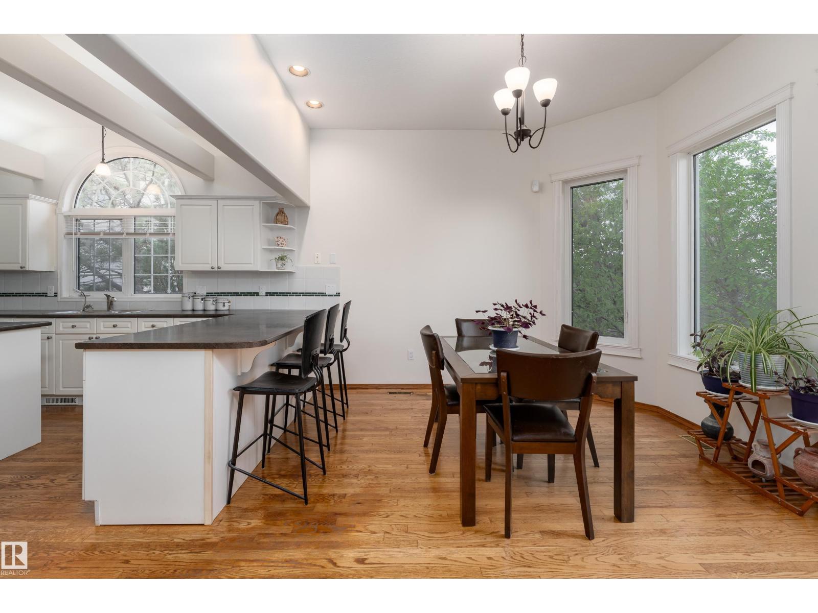 520 PARDEE BA NW - 14