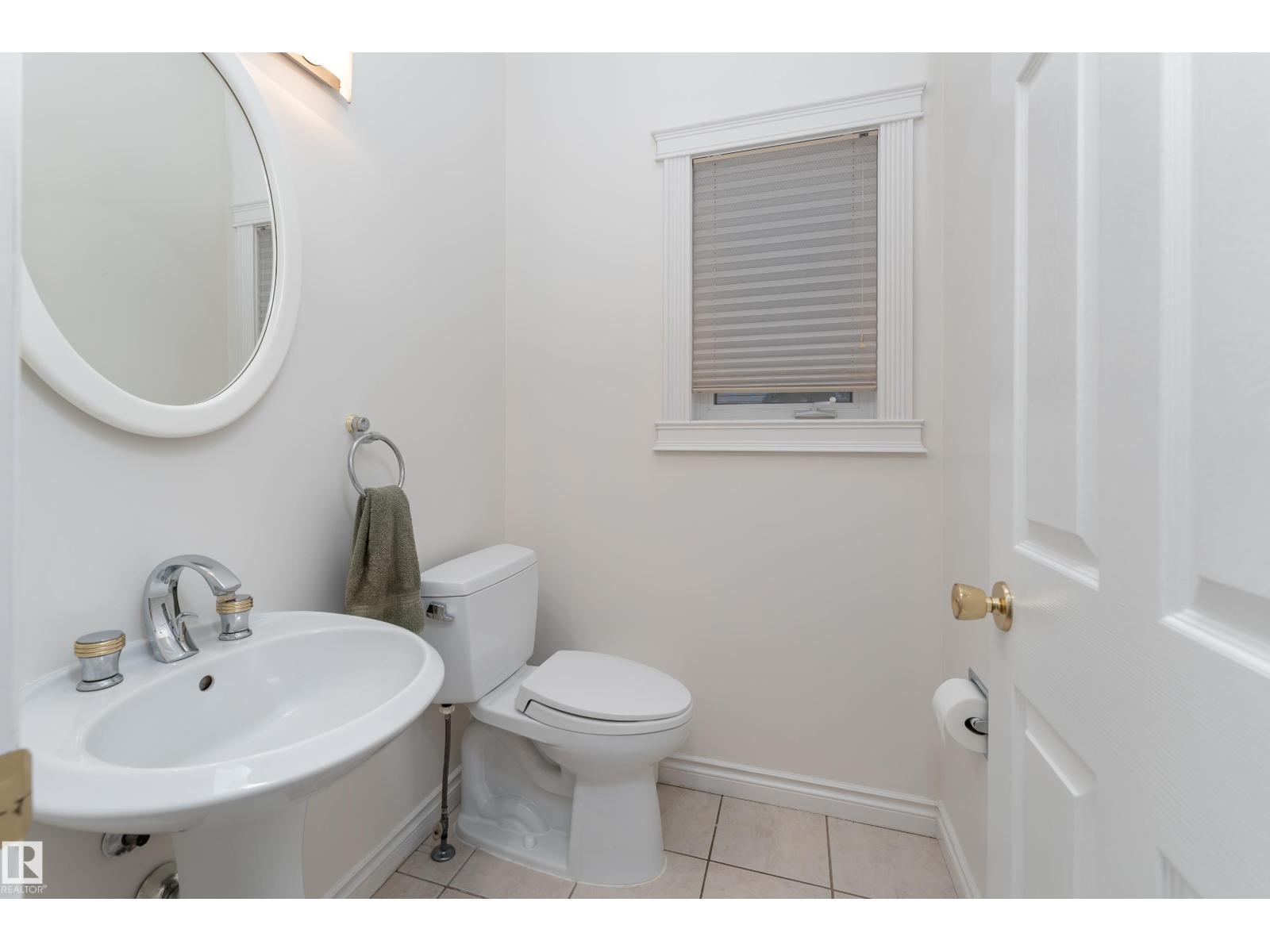 520 PARDEE BA NW - 33
