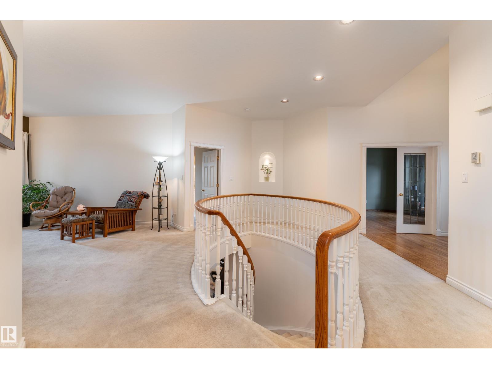 520 PARDEE BA NW - 34