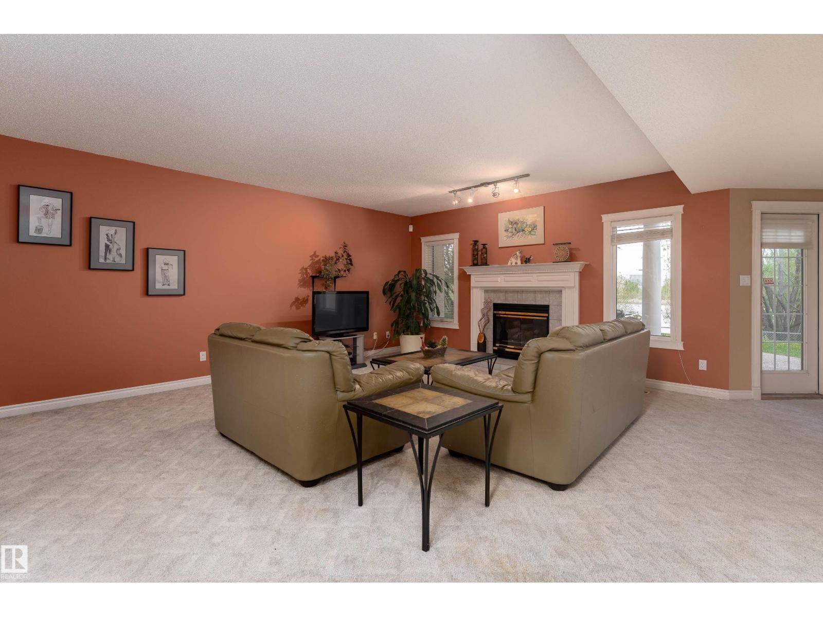 520 PARDEE BA NW - 38