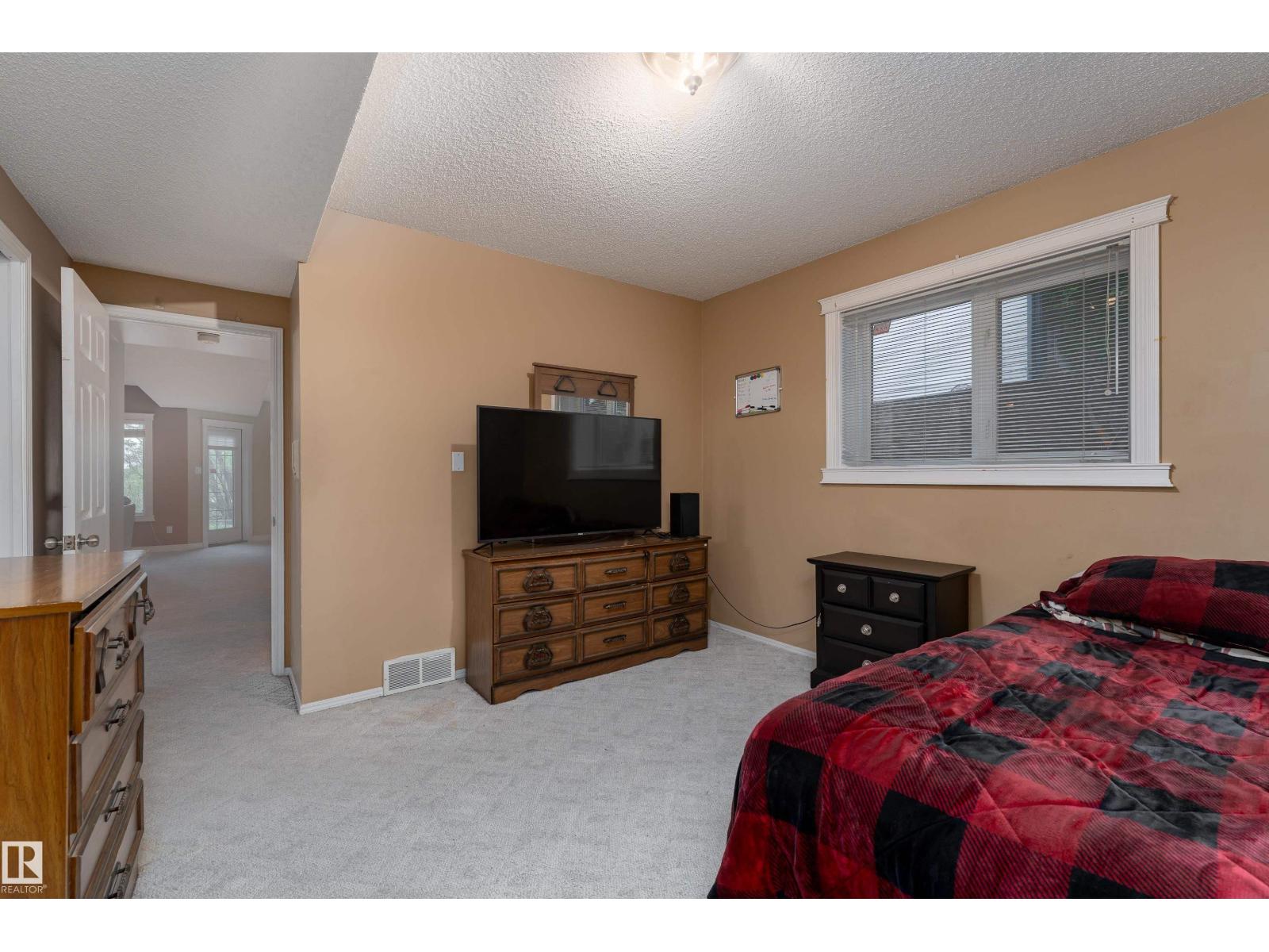 520 PARDEE BA NW - 44