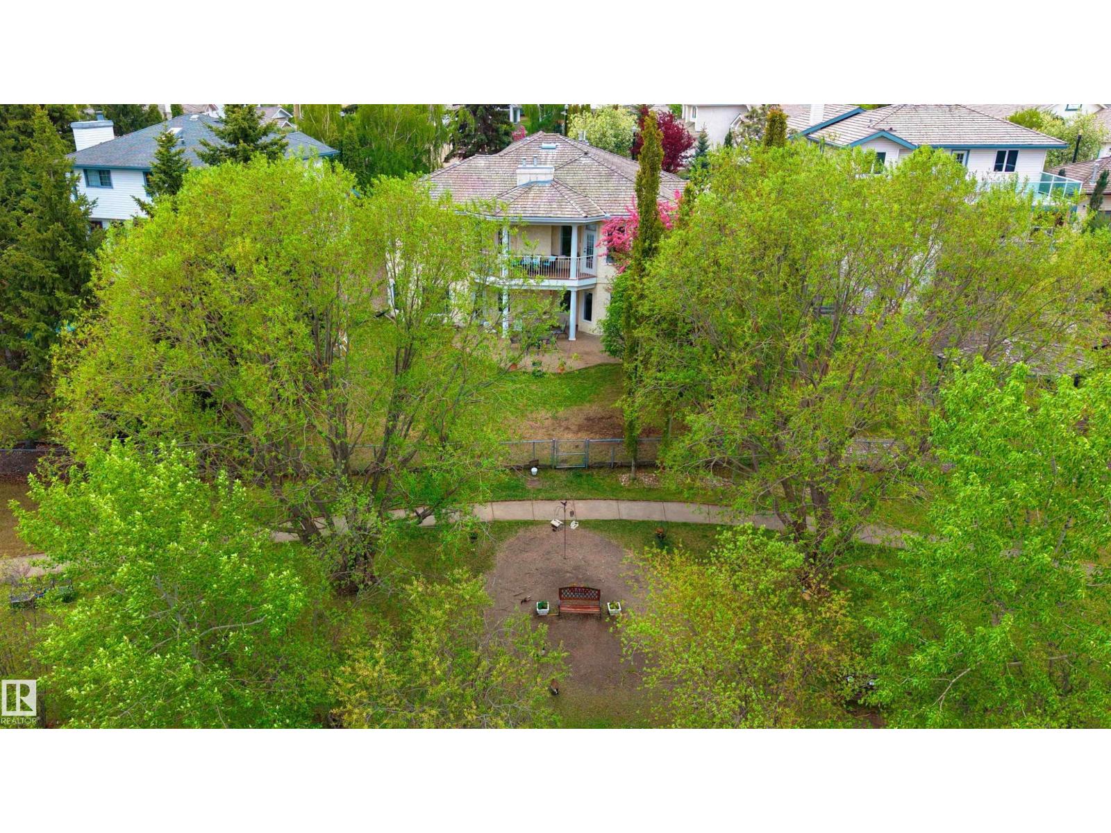 520 PARDEE BA NW - 66