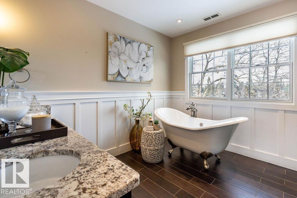 104 QUESNELL CR NW - 29