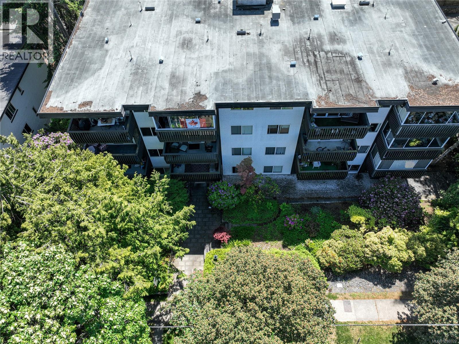 308 1035 McClure St, Victoria
