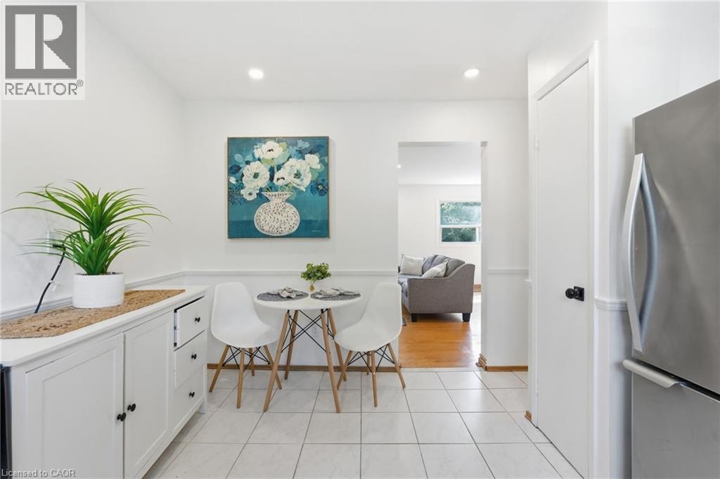 58 ONSLOW Court - Image 16
