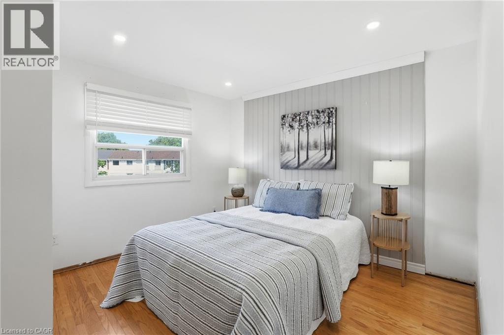 58 ONSLOW Court - 18