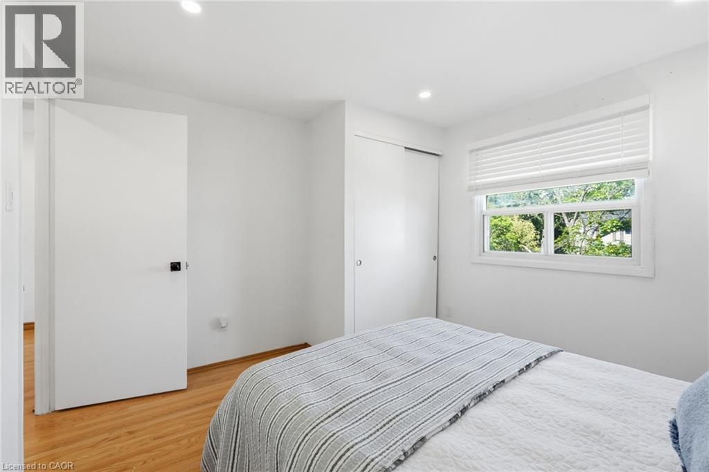 58 ONSLOW Court - Image 20