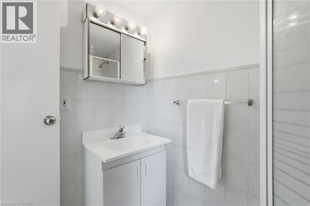 58 ONSLOW Court - 33
