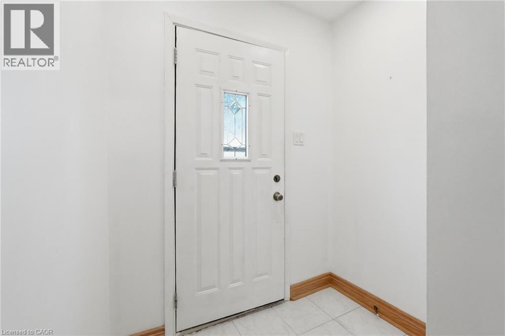 58 ONSLOW Court - 4