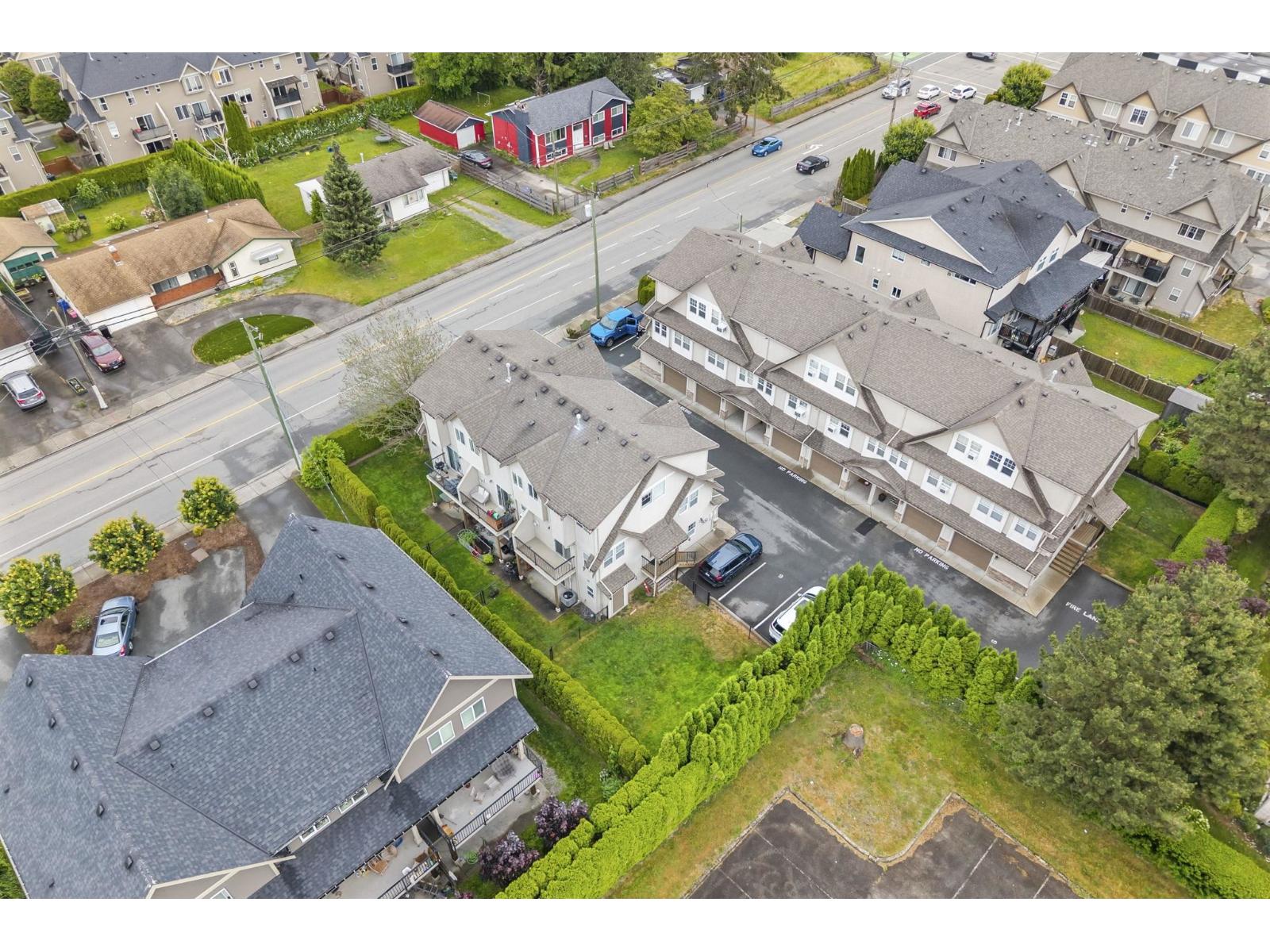 3 46538 FIRST AVENUE, Chilliwack Proper East, Chilliwack