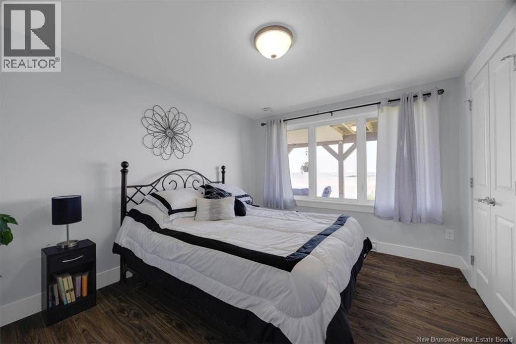 605 Sea Street - 33
