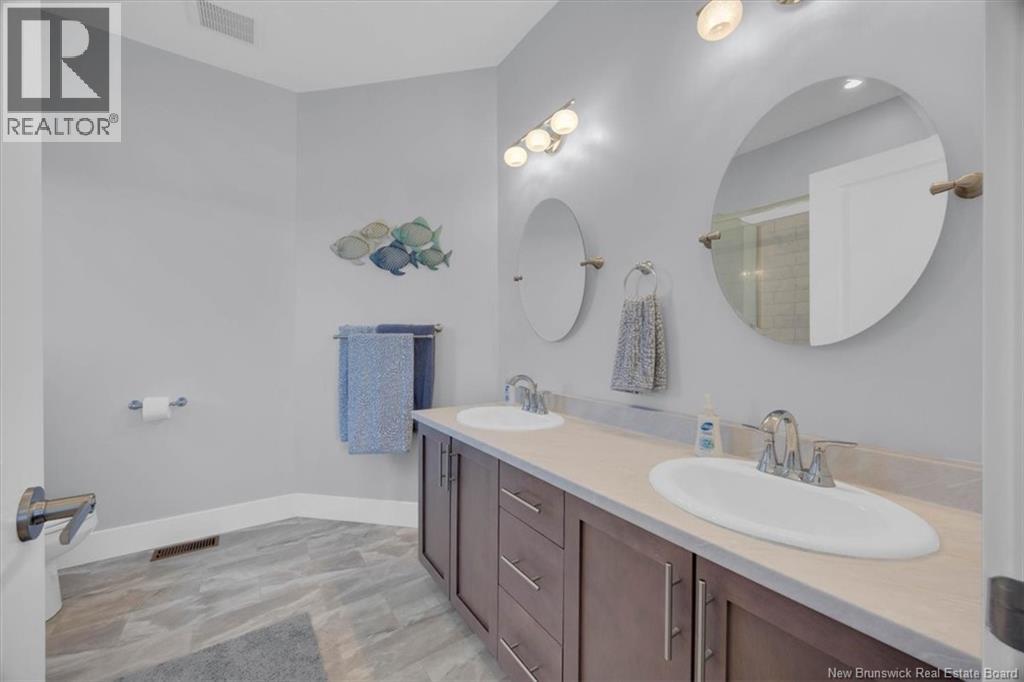 605 Sea Street - 28