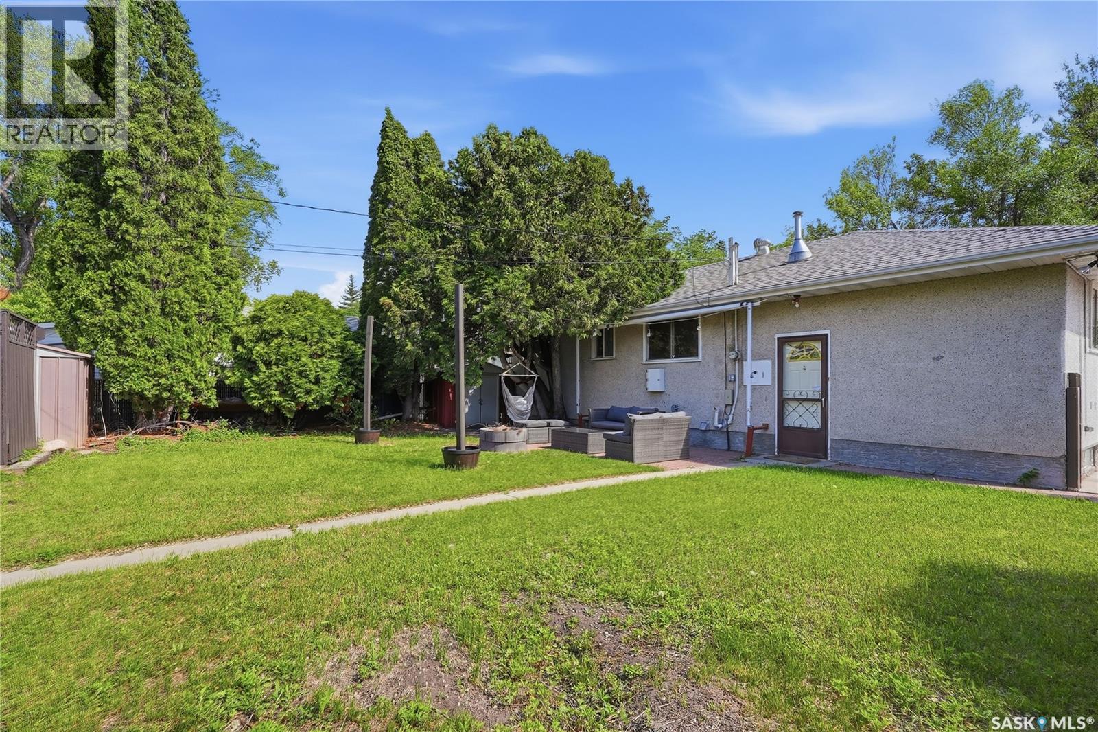 25 Murphy CRESCENT — photo 45