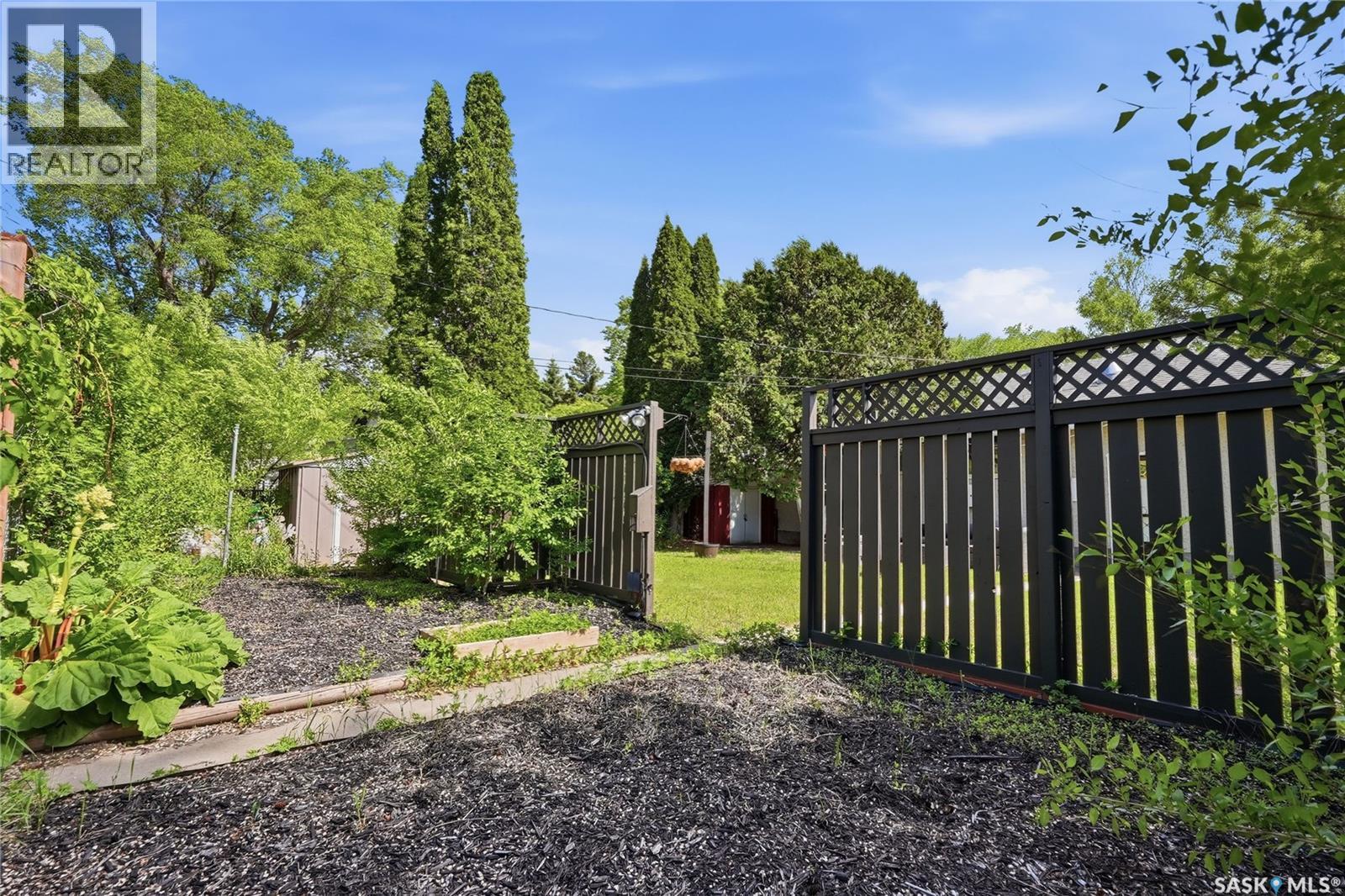 25 Murphy CRESCENT — photo 48