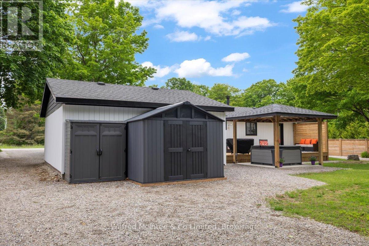 38 ALLISTER PLACE - 10