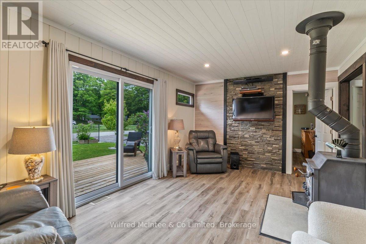 38 ALLISTER PLACE - 17