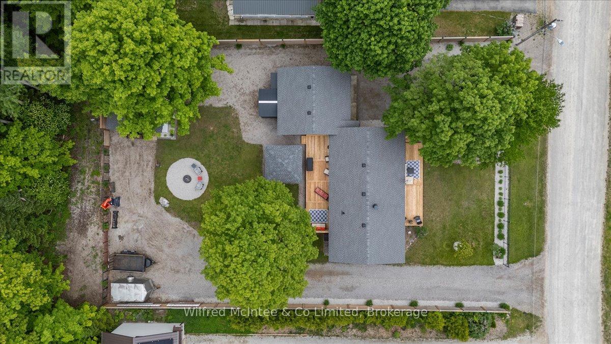 38 ALLISTER PLACE - 5