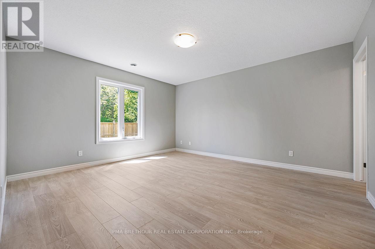 297 LAKE BREEZE DRIVE - 35