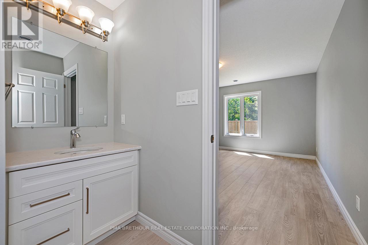 297 LAKE BREEZE DRIVE - 39