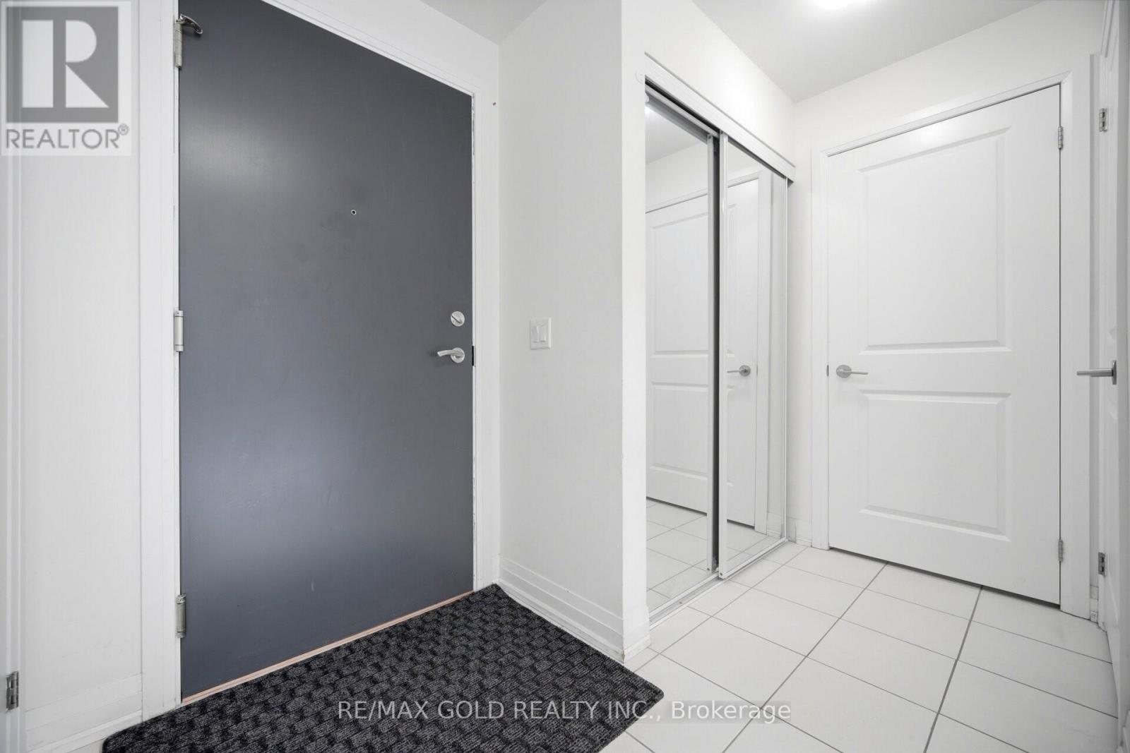 #346 75 ATTMAR DRIVE - 3