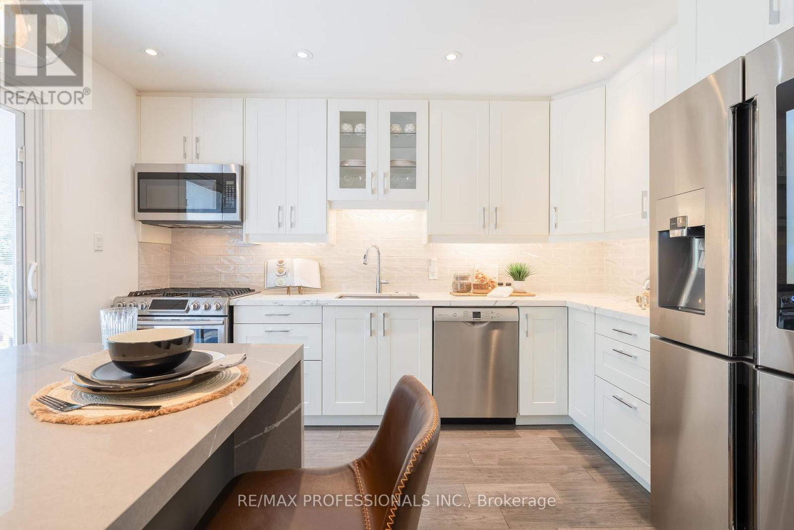 3125 RIVERVIEW STREET - 12
