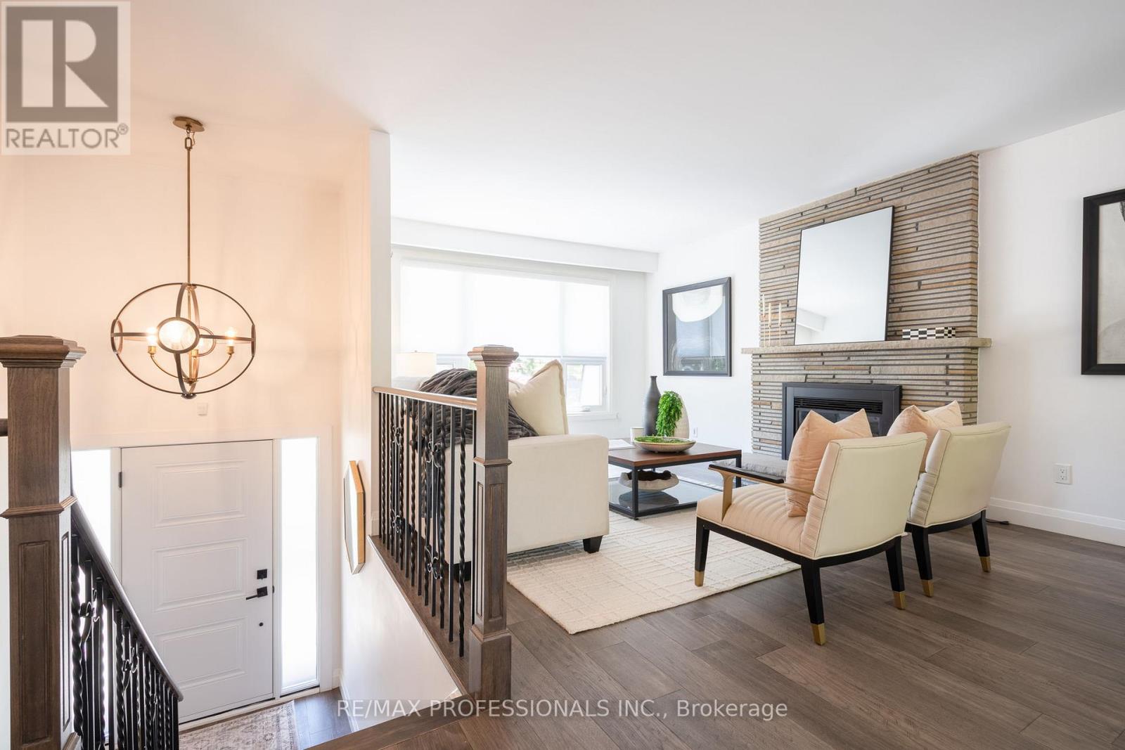 3125 RIVERVIEW STREET - 3