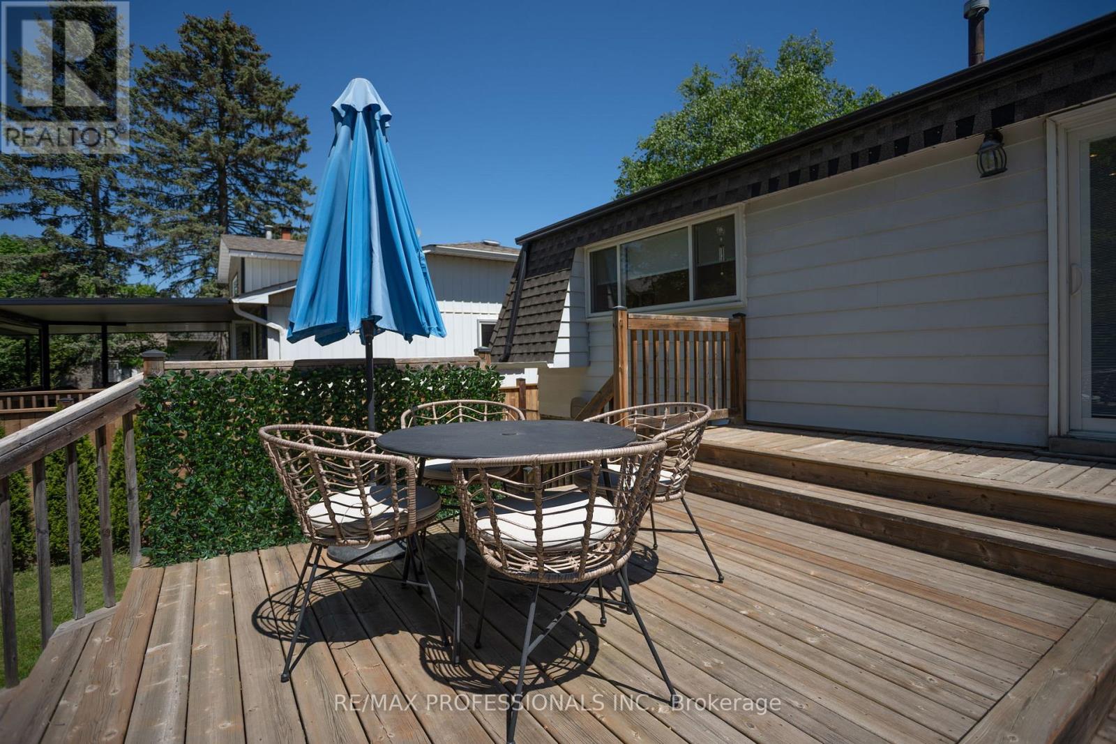 3125 RIVERVIEW STREET - 32