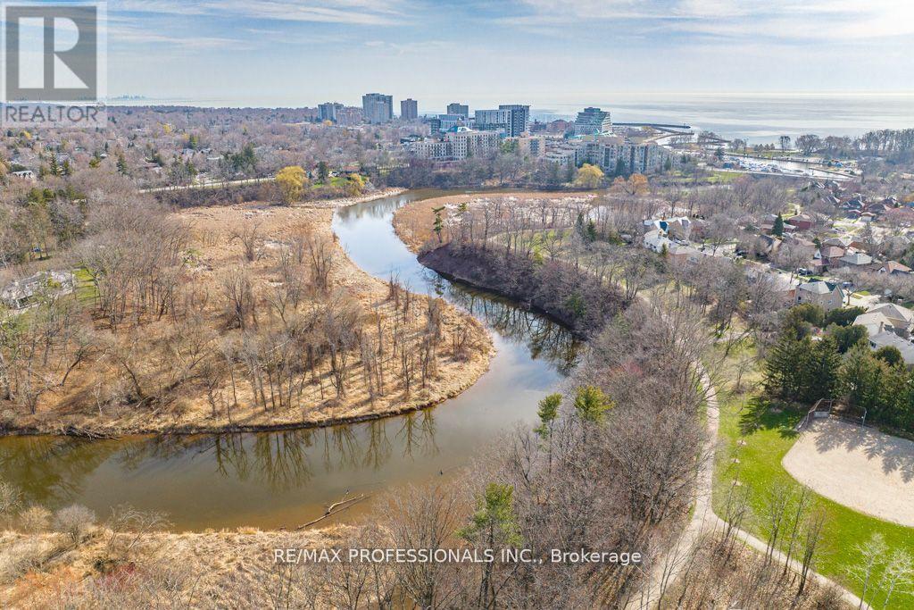 3125 RIVERVIEW STREET - 41