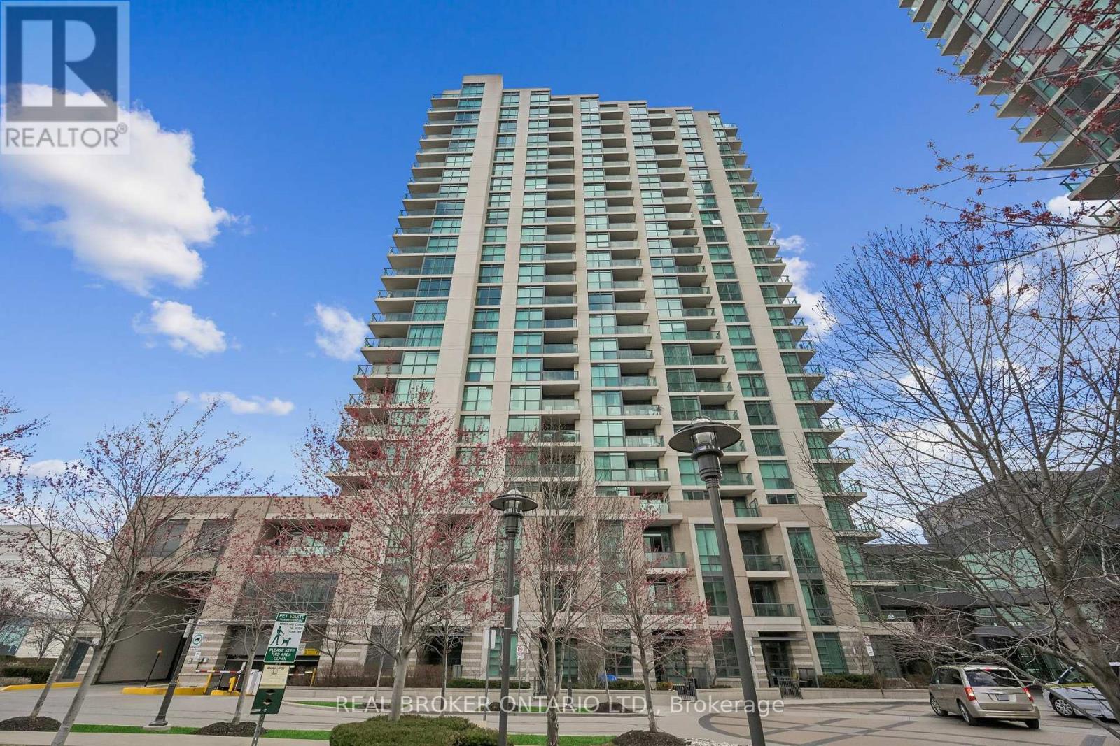 Listing photo of 1704 - 205 SHERWAY GARDENS ROAD