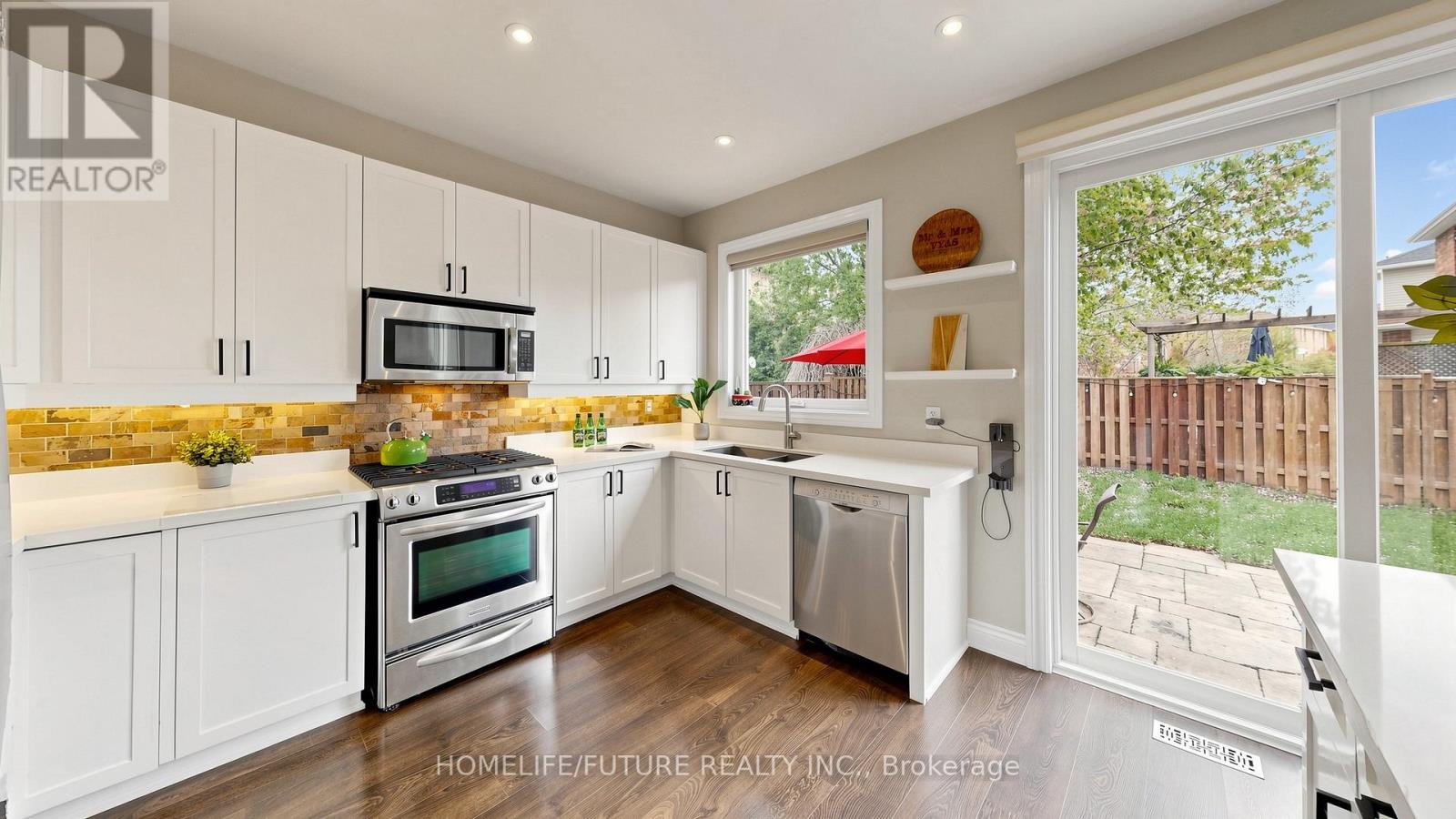 2440 HOLLYBROOK DRIVE - 13