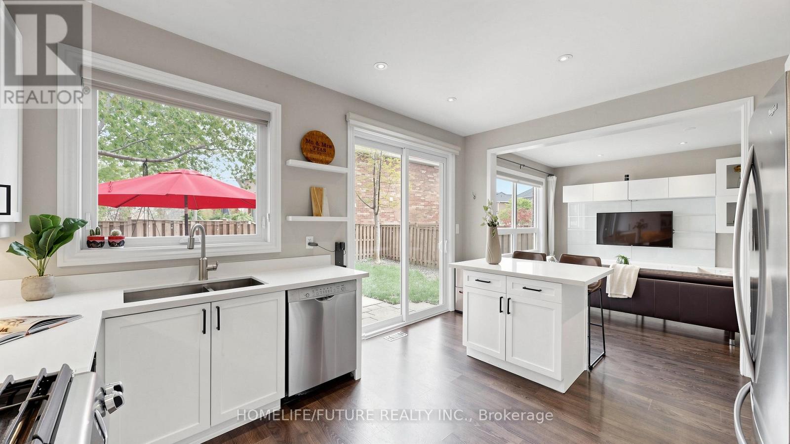 2440 HOLLYBROOK DRIVE - 15