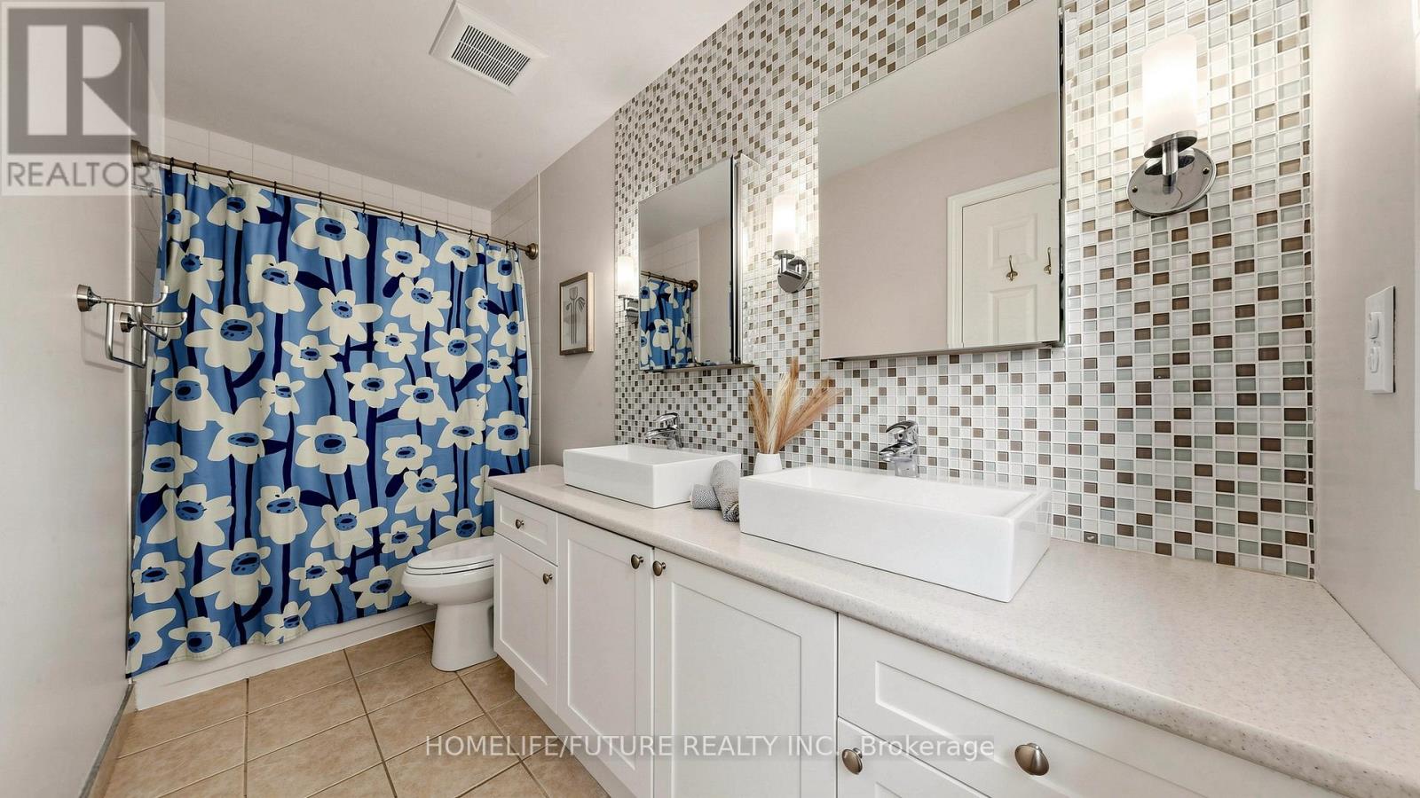 2440 HOLLYBROOK DRIVE - 23