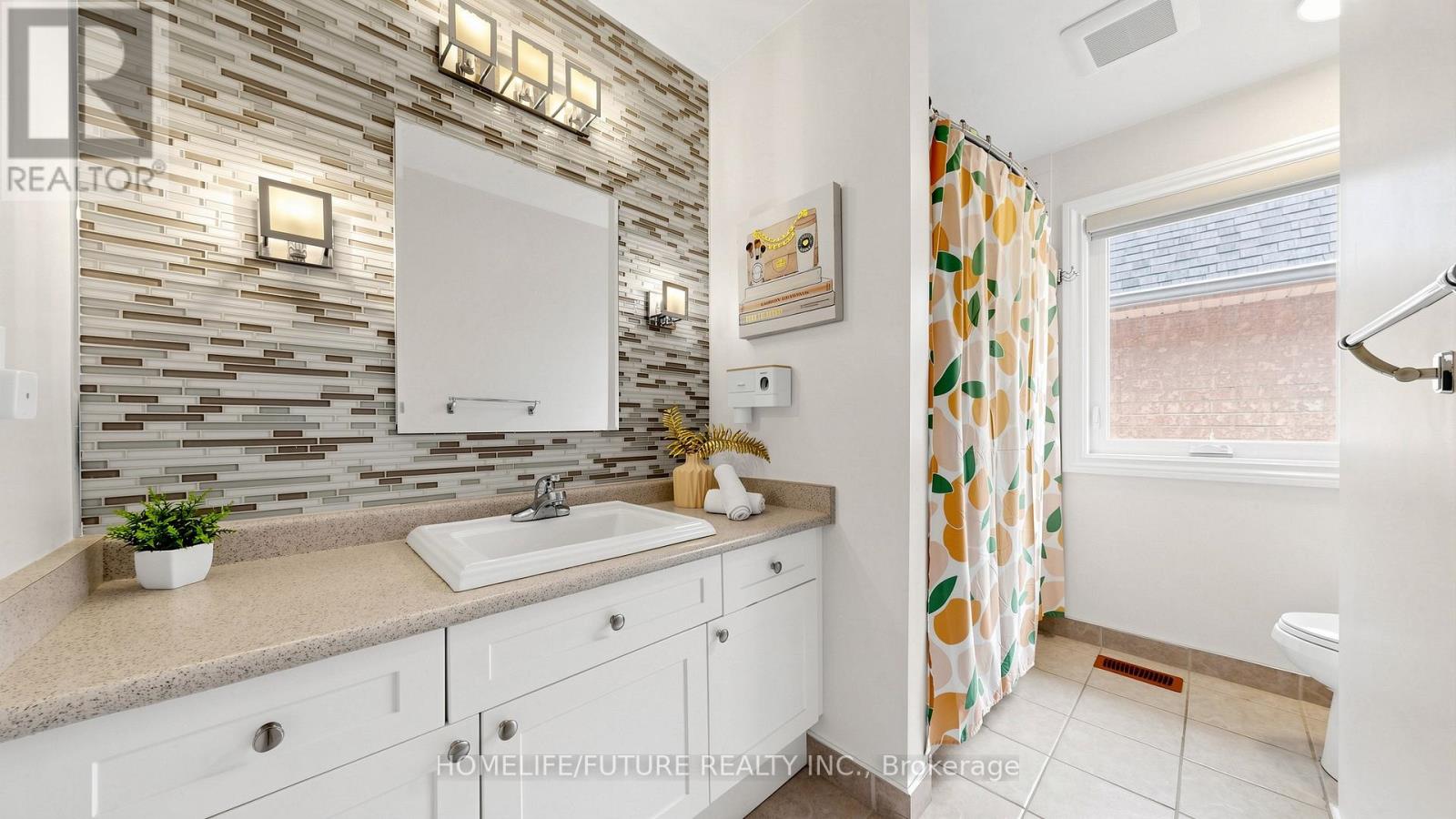 2440 HOLLYBROOK DRIVE - 31