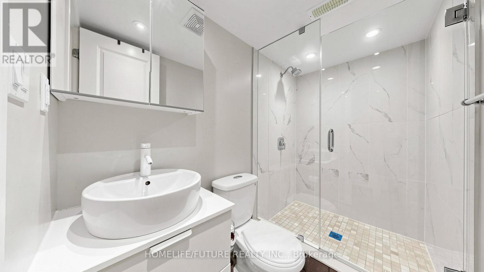 2440 HOLLYBROOK DRIVE - 43