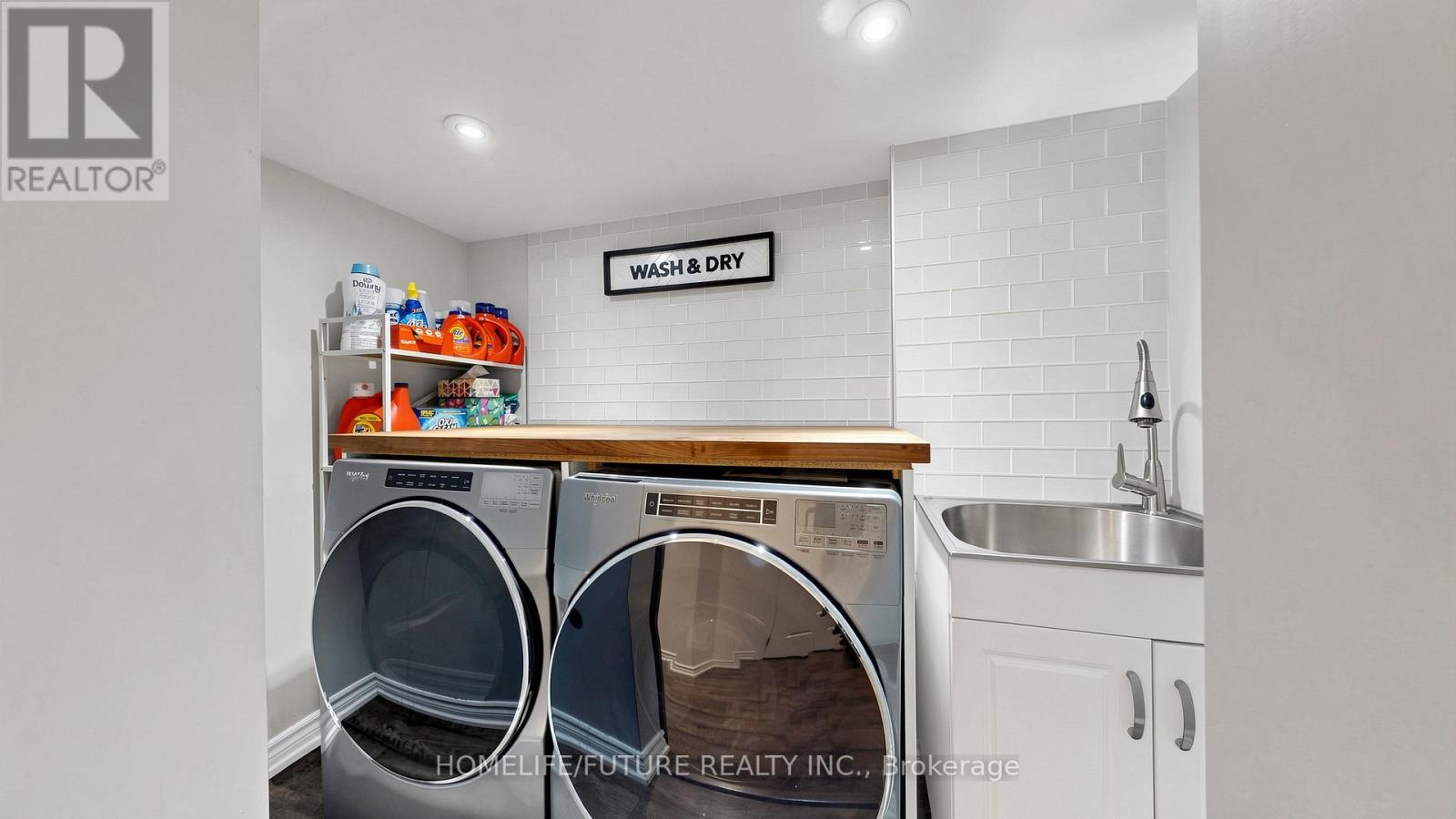 2440 HOLLYBROOK DRIVE - 44