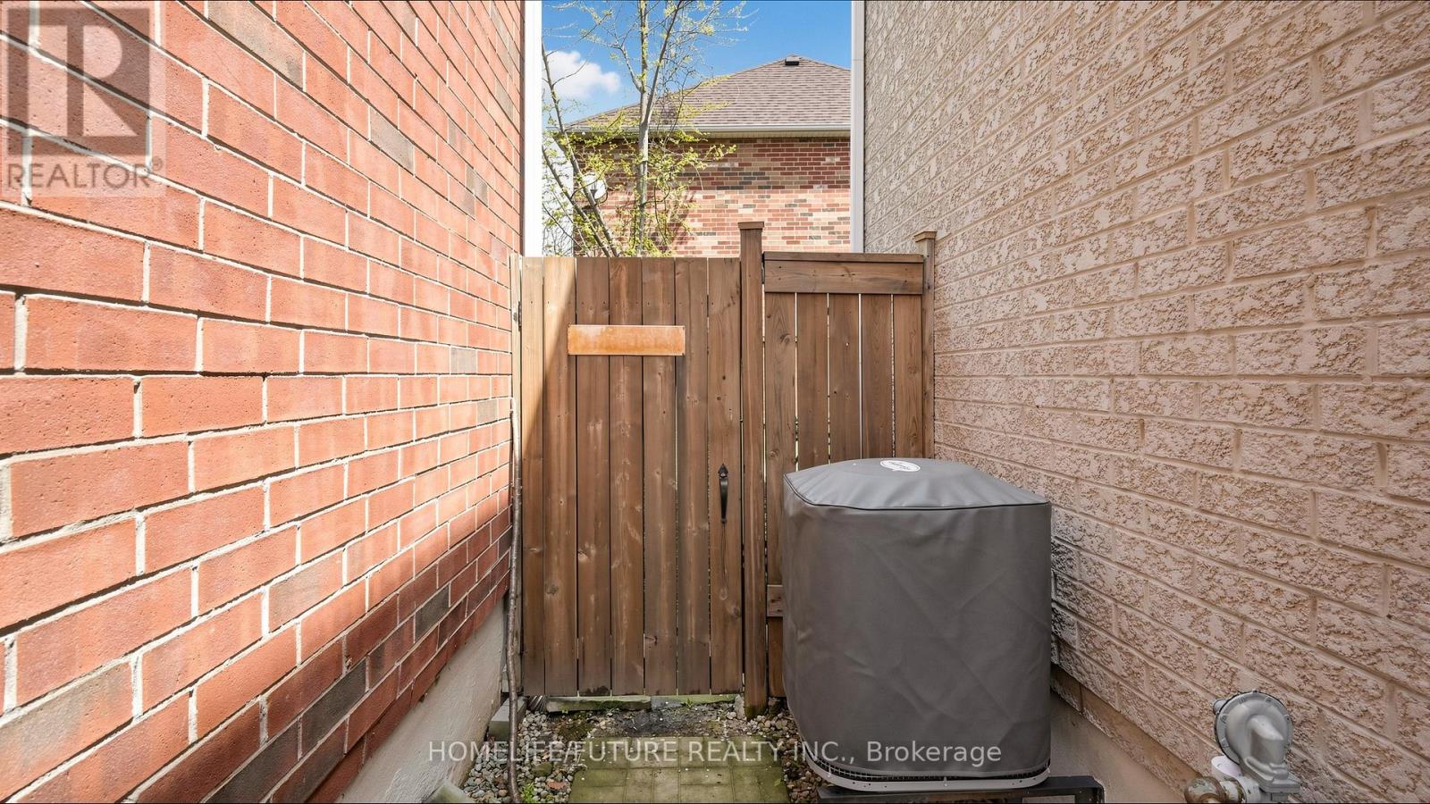 2440 HOLLYBROOK DRIVE - 50