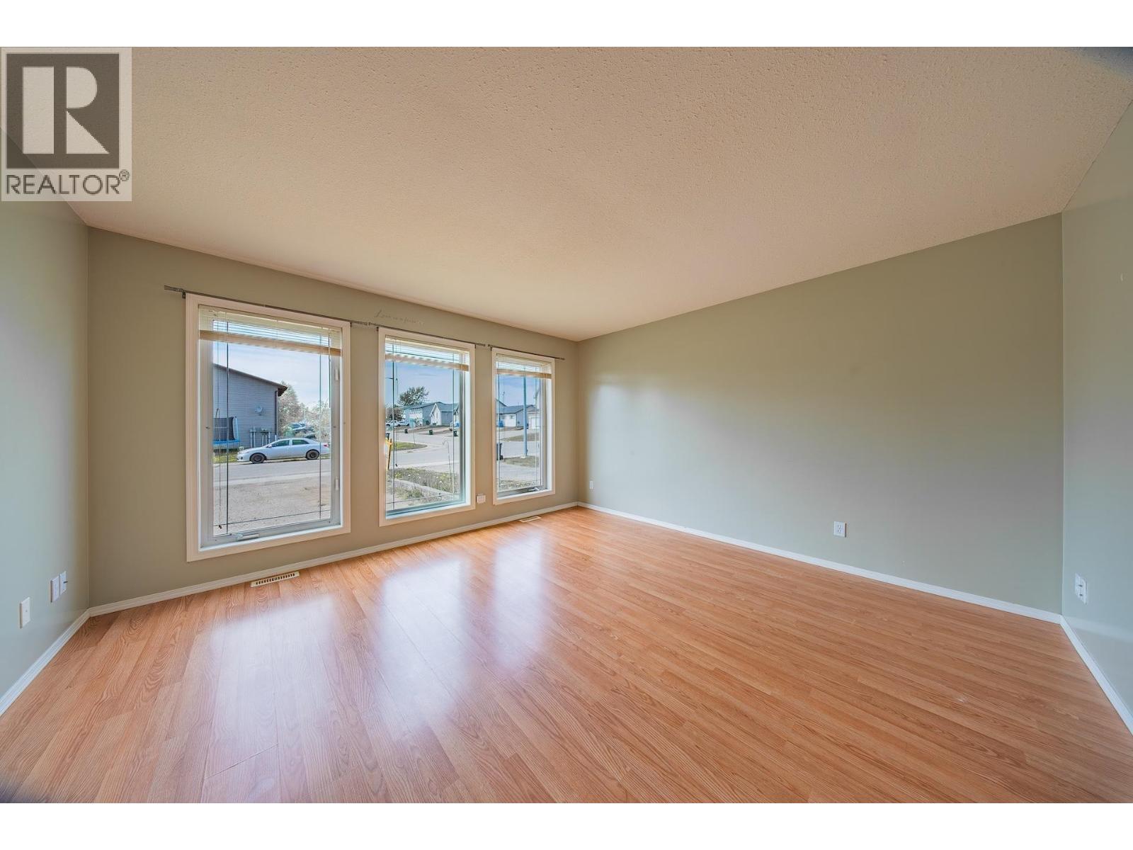 8723-8725 79A STREET, Fort St. John