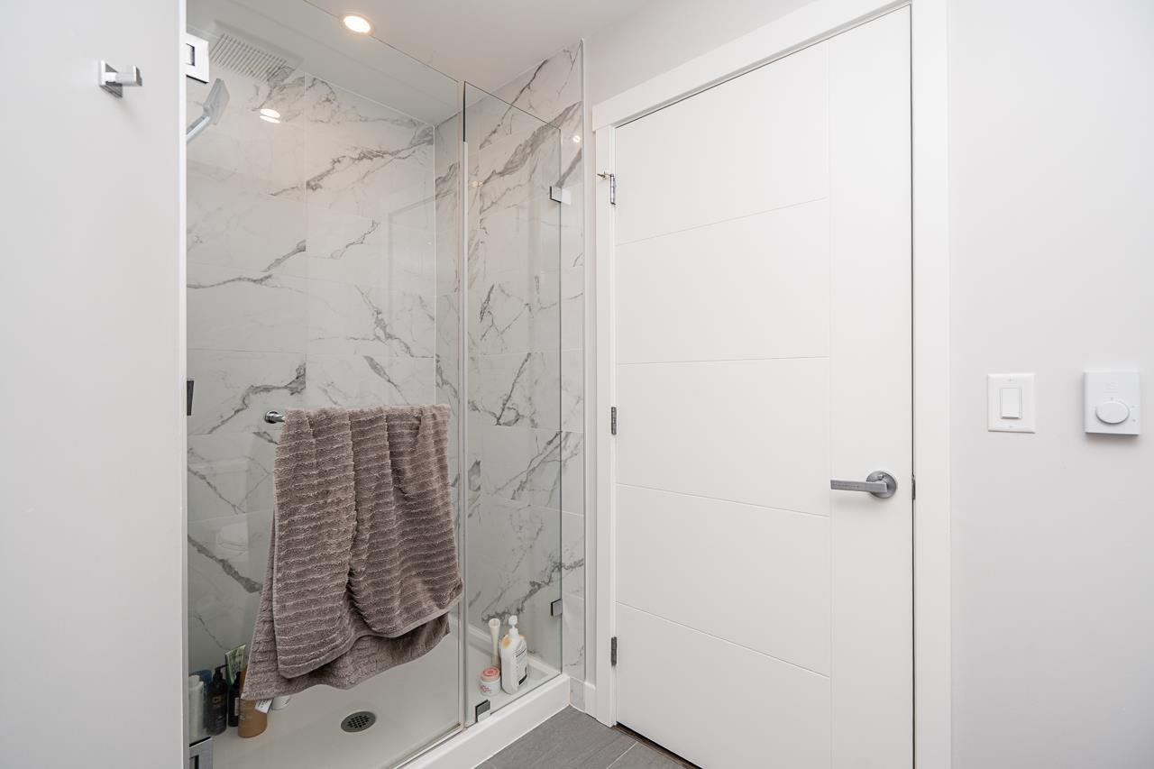 307 45562 AIRPORT ROAD, Chilliwack Proper South, Chilliwack