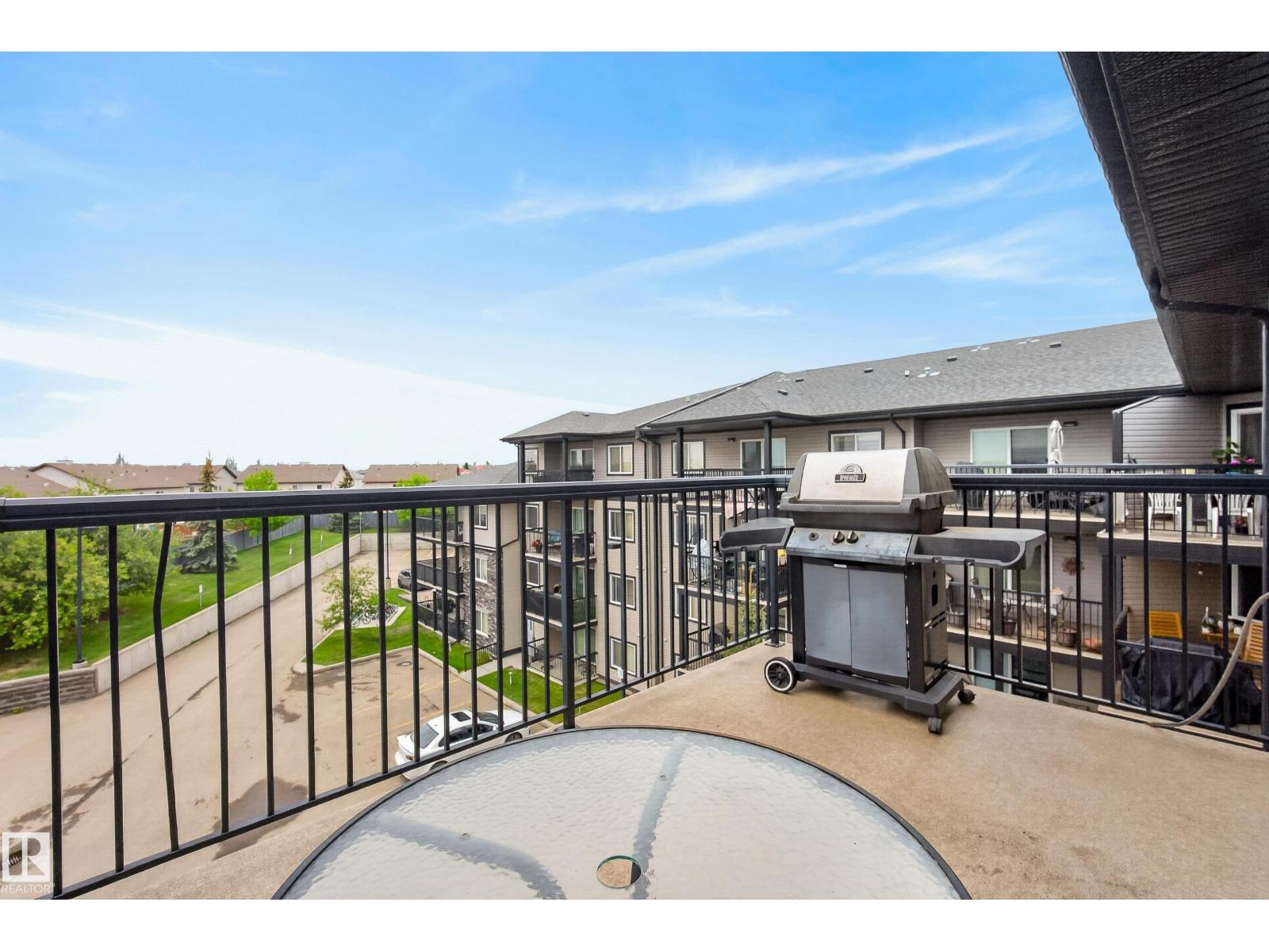 #414 5951 165 AV NW — photo 30