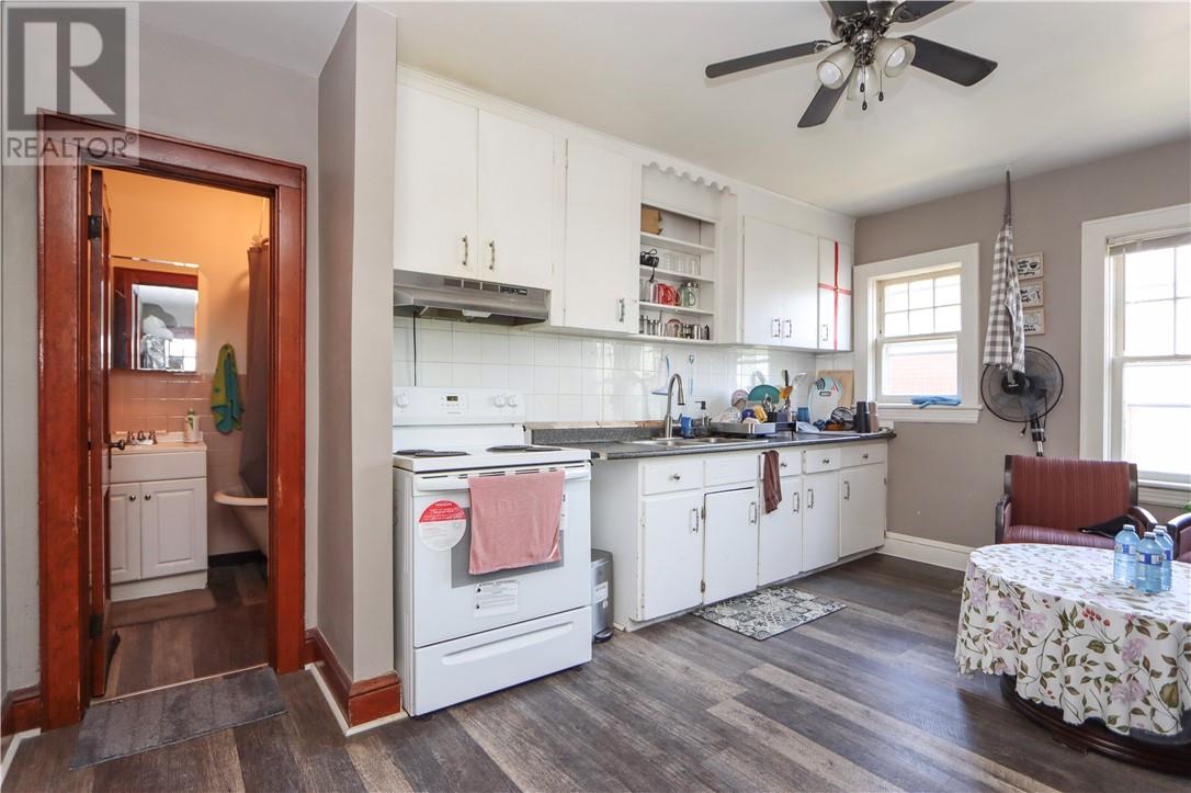 257 Oak Street - 10