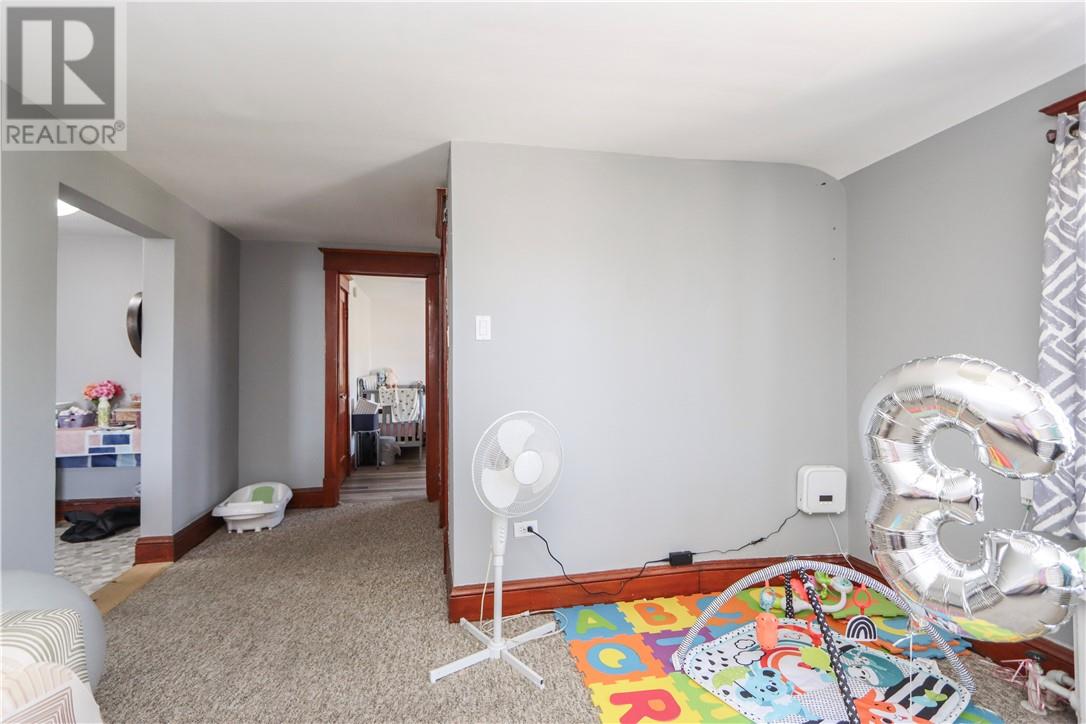 257 Oak Street - 25