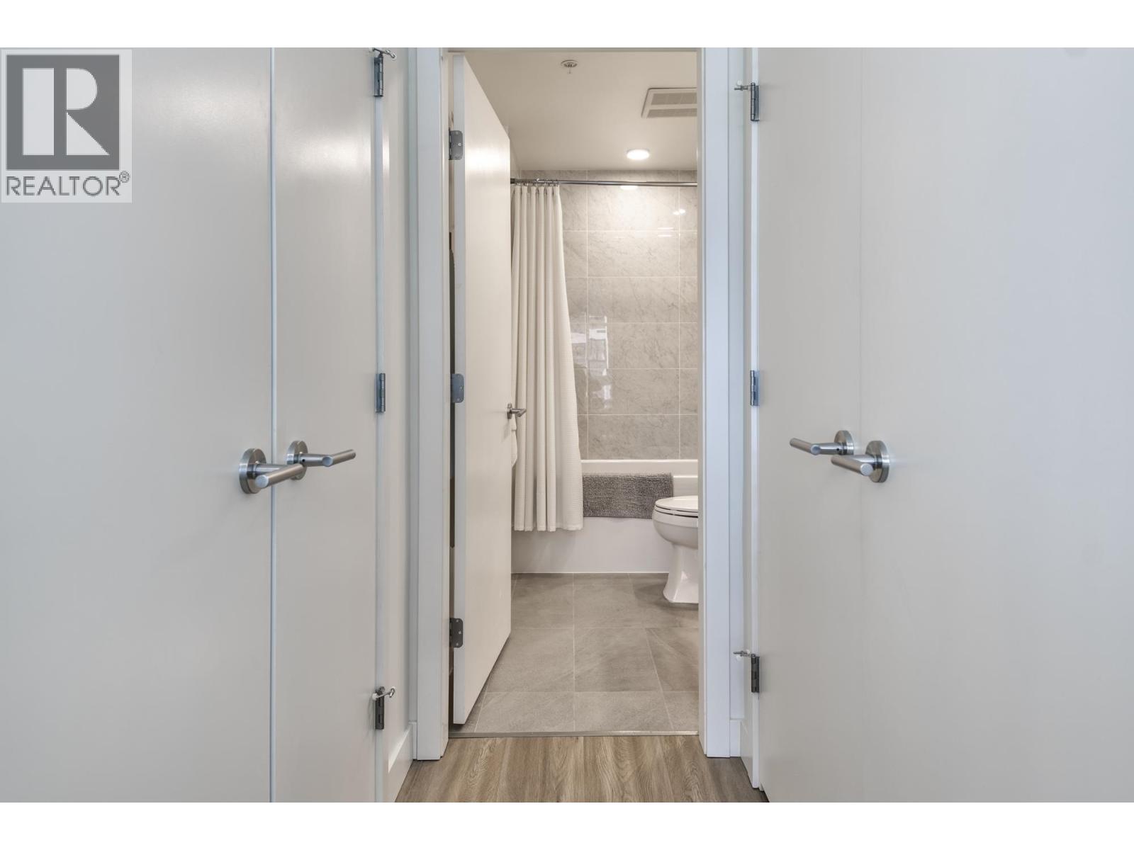 603 555 SYDNEY AVENUE, Coquitlam