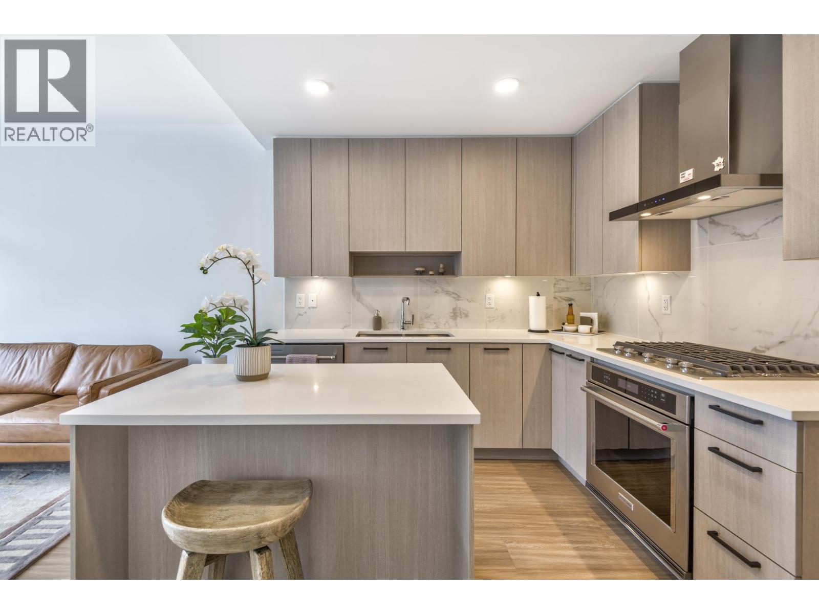 603 555 SYDNEY AVENUE, Coquitlam