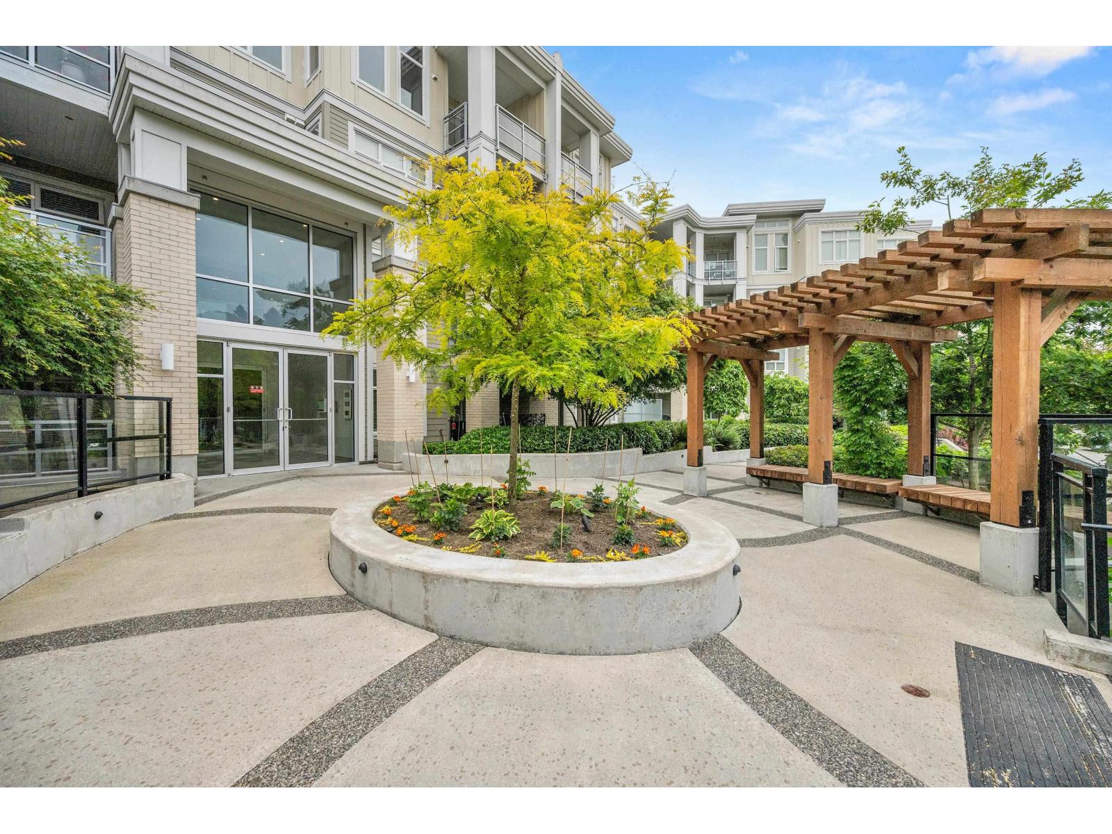 404 15436 31 AVENUE, Surrey
