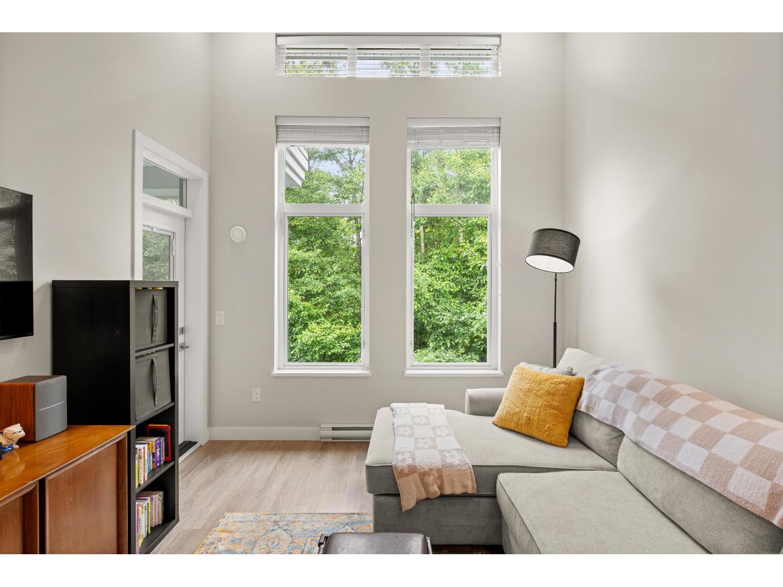 404 15436 31 AVENUE, Surrey