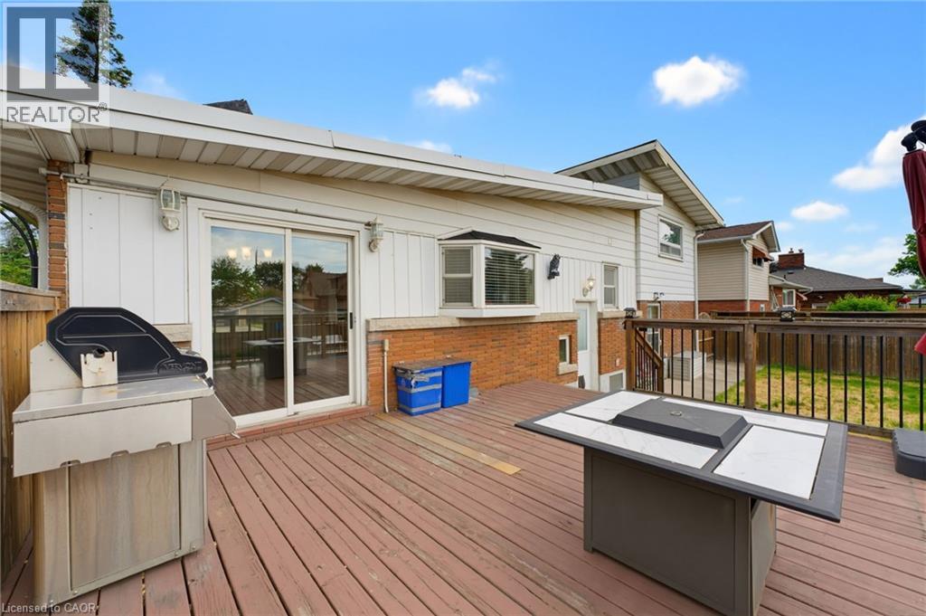 24 GRANDE Avenue - 33